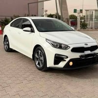 سيراتو 19 بغداد بسمي محرك 2000         ماشية 135   مكفوله عدا بارد بيس...