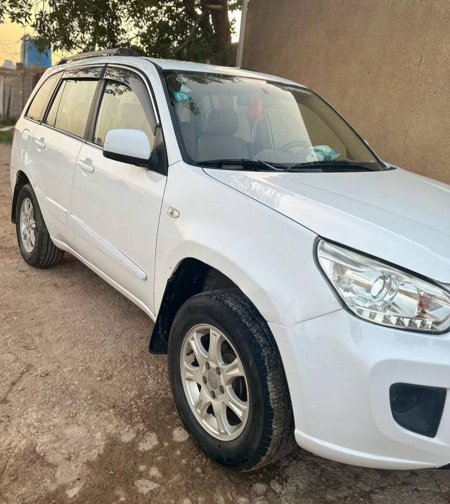 تيكو ١٤ للبيع رقم واسط بأسمي بيها جاملغ أمامي جهة السائق تبديل وبيها الجاملغ الأمامي الثاني بارد كير ومحرك خير من الله ماشية ١٠٠ الف فقط السعر ٦٨ وبيها مجال للاتصال ***********
