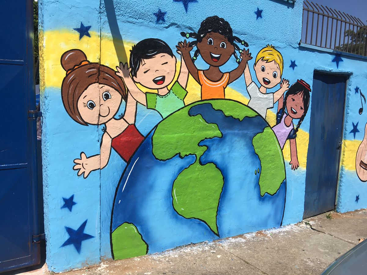 السلام عليكم الى كافة المدارس الاهليه والحكوميه نستقبل طلبات رسم الجدران الداخليه والخارجيه  مع صبغ الجدران باسعار مناسبه للاستفسار اكثر مراسلتنا على الواتساب ***********
