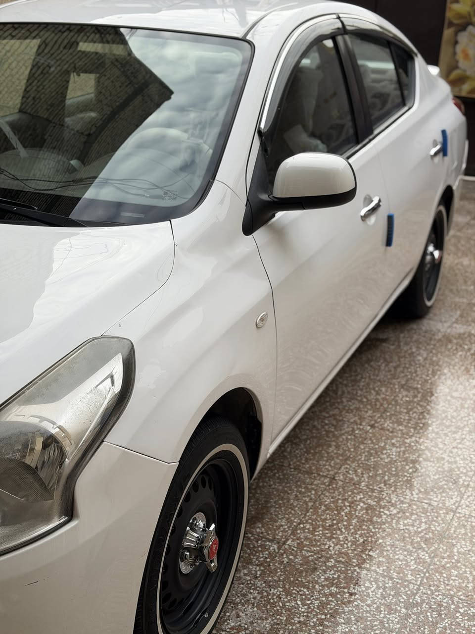 السلام عليكم
نيسان سني. 
2021 
السيارة مكفولة من الصبغ والمعجون
ماشية 70 
هندي بليتة زركة 
ملاحضة مستعجل علا بيعتها 
مكان السيارة بغداد 
السيارة جاهزة من كلشي 

استفسار 
‭+964 770 007 7384‬ 
7885660669‬
