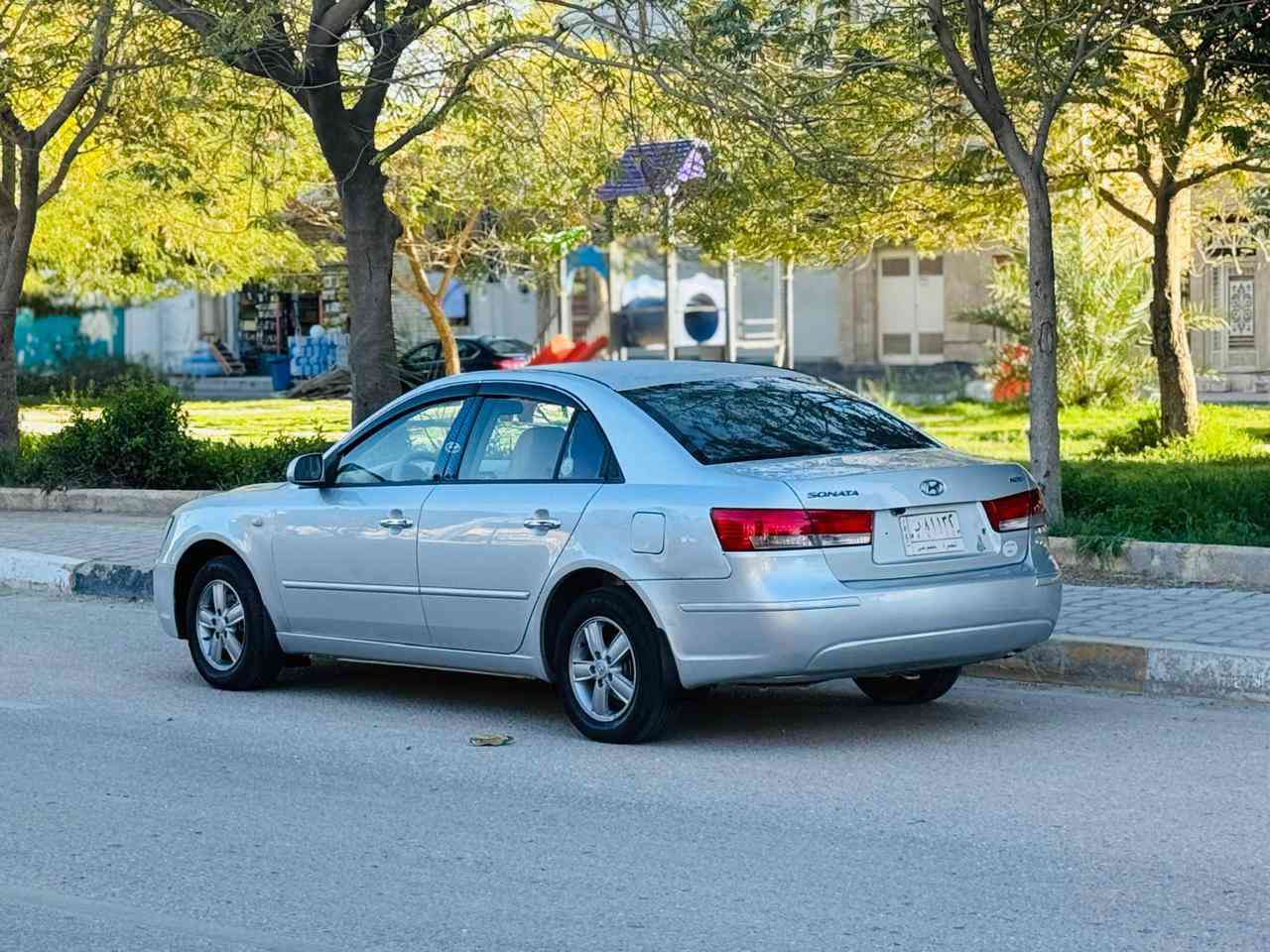 سوناته وارد كوري 2012 السعر 89 وبيها مجال الإستفسار ***********محرك 2000 دوش حداديه شادها جديده محرك و كير مكفولات بيها صبغ چاملغ وبنيد والباقي كفاله عامه تخم تاير جديد تبريد ثلج السياره جاهزه تحويل مباشر مكاني كربلاء
