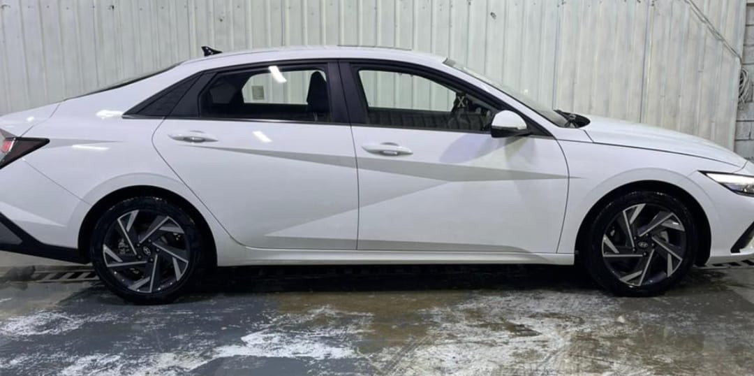 السلام عليكم
النترا سبورت ٢٠٢٥ زيرو كلين ، 
مواصفات فول 
درايف مود 
نظام اوتو هولد 
كار بلي 
اندروييد 
كشنات نص جلد 
فتحة
حساس امامي خلفي
اشاير مري
ترحيب

للأستفسار هـ:***********
