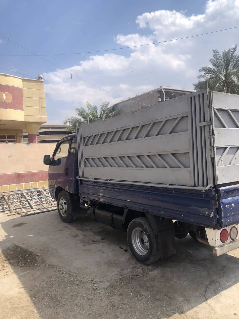 سلام عليكم كيا فحل مسكر ٢٠١٠
كير مكينة تبريد ثلج تخم تاير لاسا صار شهرين من شديته صدر جديد شاشة 📺 بدشبول 

رقم انكليزي بابل 

مكاني بغداد 

السعر ١٠٥ 

***********
