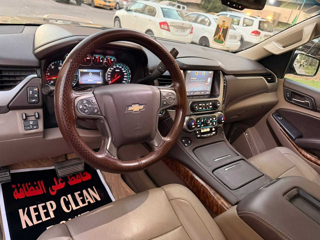 السلام عليكم
تــاهــو مـــوديــل 2015 
LTZ   فئه  
فووول مواصفات 
ماشيه 80 M شرط الفحص  
سماعات BOSE
سلايد 
كشنات تدفئه + تبريد 
كشنات كهرباء خلفي امامي داتاشو 
7 راكب 
شاشه ديجيتال 
صندوق كهرباء 
بصمه 
داخل جملي vip
كشنات هزاز 
كامره خلفيه دواره 
شحن لاسلكي 
رادار من جميع الاتجاهات 
حساس امامي خلفي معه تحذير 
نضام تحذير اصطدام 
نضام تحذير عند خروج المسار 
كراسي خزن ميموري 
جميع الابواب بصمه 
ويل 22 اصلي بريمير 
اشاير بلمري + رادار تحذير 
وبعد بيها هواي مواصفات مال فول 
باتري مع منضومه بانزين مع ادامه كامله بلشركه حته دسكات امامي خلفي جديد وكاله شرط 
تخم تاير جديد 
السياره حيل جديده 
( ملاحظه )
صور الحادث مرفقه بلمنشور 
جدآ بسيط. جاملغ خلفي صبغ وقبق جنطه تبديل اصلي 
(هزه وفحص مروري + ارقام وسنويه جديده قبل سبوع سويتهم )
السياره صار سنين عندي استخدام شخصي 
السعر  285 
مكان السياره بغداد (بسمايه او الزعفرانيه )
***********
