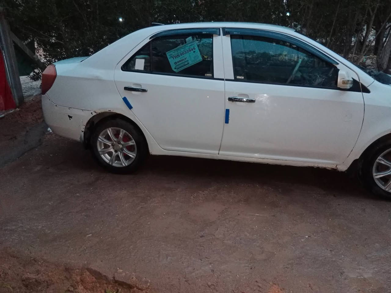 السلام عليكم ورحمه الله وبركاته جيلي mk للبيع 2013 محرك كير مكفولات رقم بابل الدولي بسمي السعر 31 وبيهه مجال بسيط الشراي ينتصل ***********
