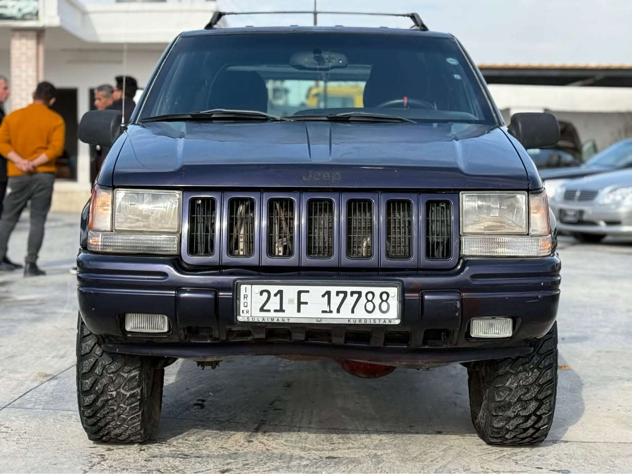 جیب گراند چیرۆکی (١٩٩٧)
(٨) بستۆن
گێڕئۆتۆماتيك
دەبڵ ئەکسل
ڕەقەم وسه نەوى تازەيه
نرخى ( ٦٣) گەڵا 
گێڕ و مەکینە و دەبڵ ئەکسل بە شەرت
شوێن : سلێمانی
ژمارە ( *********** ) السليمانية, العراق
