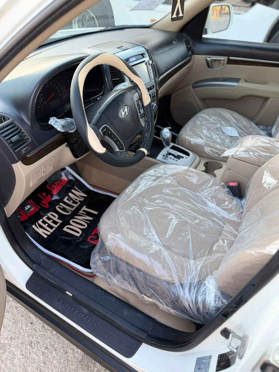 السلام عليكم
سنتافي موديل12 رقم بغداد سنويه مجدده 

خليجي فول مواصفات محرك 6 سلندر بصمه فتحه ويل كب اكروم داخل بيجي 7 راكب وباقي المواصفات

 المعروفه السياره كفاله عامه ماعده كارت موضح بلسونار  السياره مال بيت وجاهزه على اخر حبايه
 سعرها 163 مكانها بابل حله ***********
