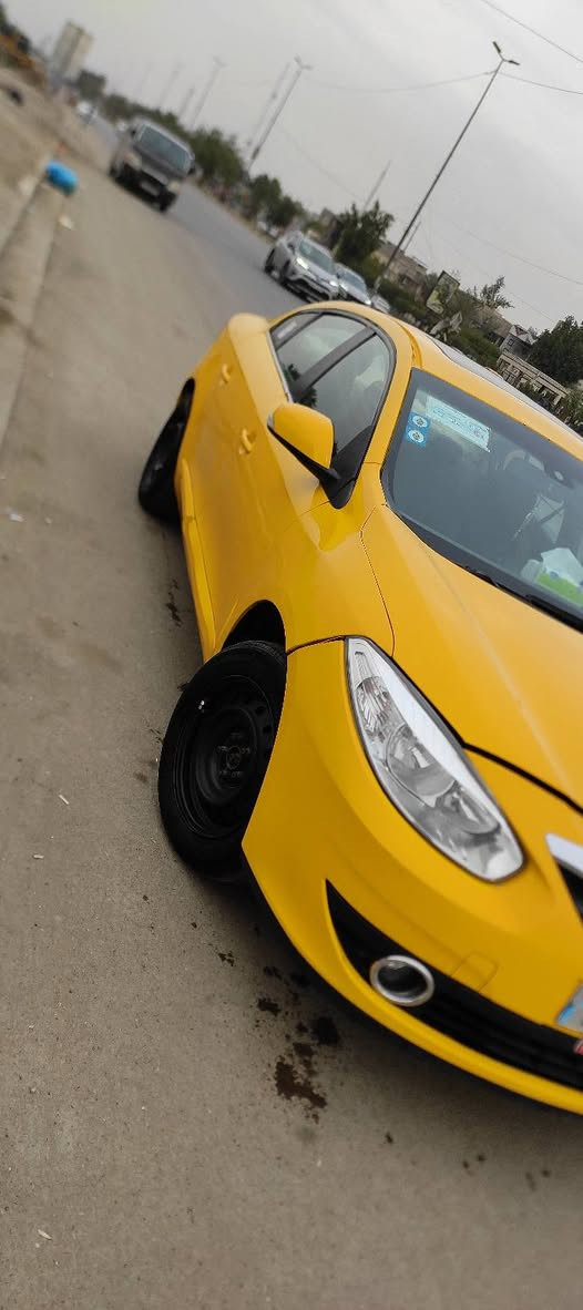 السلام عليكم شباب مرخصه الادمن سياره سامسونج ياباني نيسان رقم بغداد عارضها 60 ورقه
الهاتف ***********
