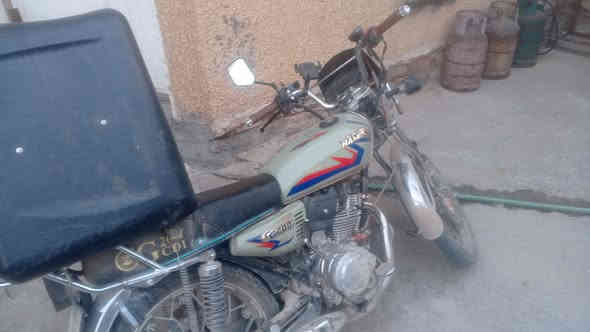 السلام عليكم دراجه ايراني للبيع خمسه كير شراي متواجد واتساب 2025 شهر 4/27 اوراق كامله السعر خاص الله يشهد غسل مغاسله متروكه *********** بصمه عن بعد
