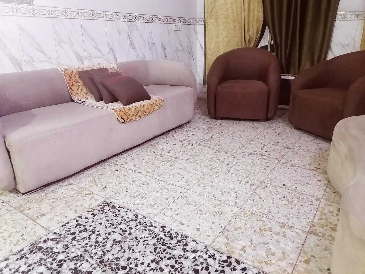 تخم نضيف للبيع مستعجل علي مكاني بغداد لعبيدي سعره لقفل ٤٠٠


**إذا كنت صاحب هذا الإعلان وتريد حذفه لأي سبب، رجاءا أرسل رسالة إلى الدعم الفني**