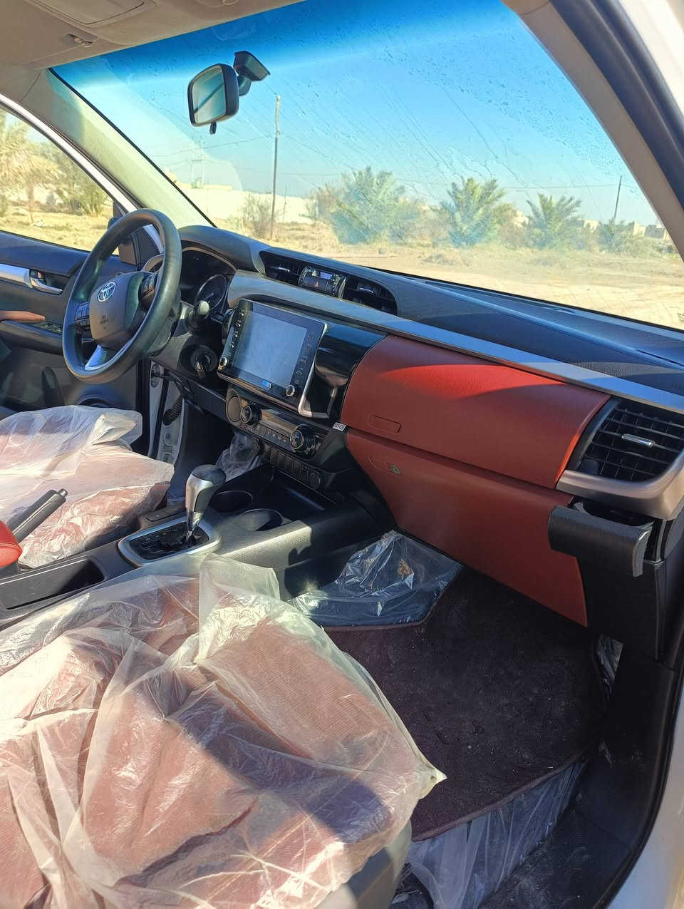 السلام عليكم 
للبيع هيلوكس موديل 2023
ساير فول مواصفات جاهزه تبريد تدفئه
حداده تخم تاير 
ماشيه 75
مكان ناصريه سيد دخيل 
مكلف بالنشر 
للستفسار الاتصال ***********
