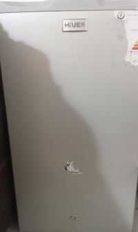 ثلاجة صغيرة • استخدام قليل • شغالة