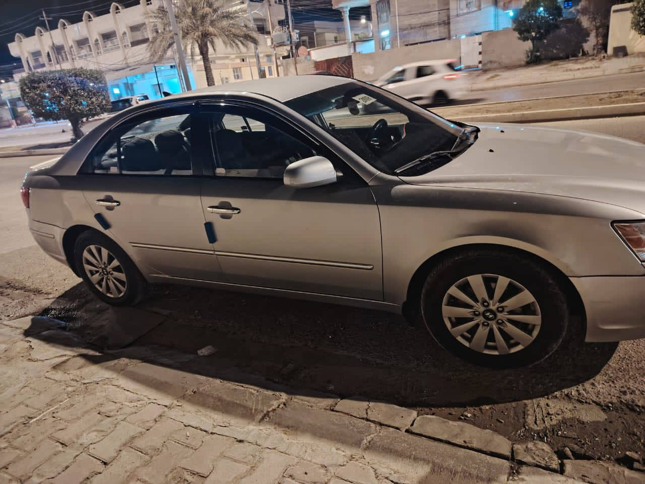 هونداي سوناتا 2009 رقم بغداد أنكليزي باسمي سيارة كلين بدون حادث والسونار مرفق بالصور بدون اي نقص سيارة مكانها الفلوجة السعر 137$ وبيها مجال بسيط للاتصال ***********
