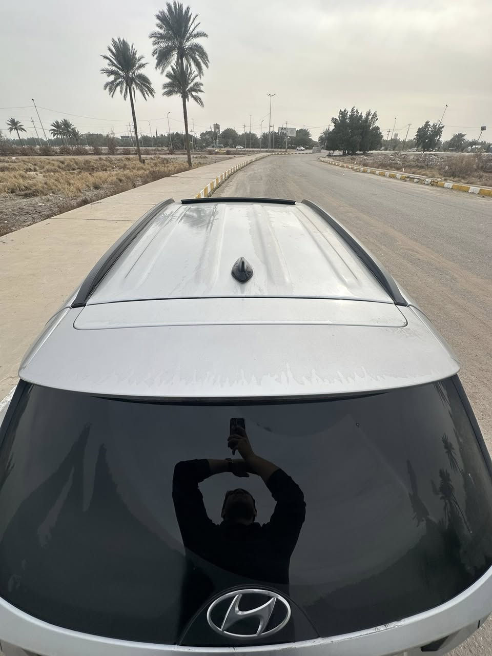 السلام عليكم
#توسان2024 للبيع
وارد امريكي 
محرك 2500 
رقم فحص مؤقت 

مواصفات  
فتحه سقف 
شاحن لاسلكي 
بصمه 
دخول ذكي 
صندوق كهرباء
فتحه 
كار بلي 
شاشة كامرة خلفية 
رادارت 360 درجة
كشنات جلد وتدفئة بالكشنات 
تبريد قطعتين 
وضعيات قياده 
هاند بريك دگمه
اوتو هولد 
خاصية إطفاء المحرك بالازدحام
خاصية النزول من المنحدرات
مثبت سرعه تفاعلي ومحافظة على المسار 
شاشة عداد ايباد
تشغيل عن بعد 
ماشية (15) الف مايل 
الضرر موضح بالصور فقط قطعه  حادث كلش بسيط
ايرباك البردة طاك البجم كبس   

السياره احله من الصور وجاهزه من كل شي
السعر 205
مكان السيارة بابل الحله 
*********** تلفون اتصال  فقط 
((غير متواجد بلفيسبوك))
