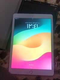 ايباد 8 • ٣٢ جيجا • ملحقات