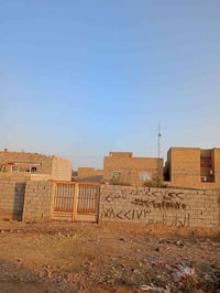 قطعة اللبيع مساحة 200 قطعة مسيجه بلوك زراعي المكان البيكات شارع حسينيه...