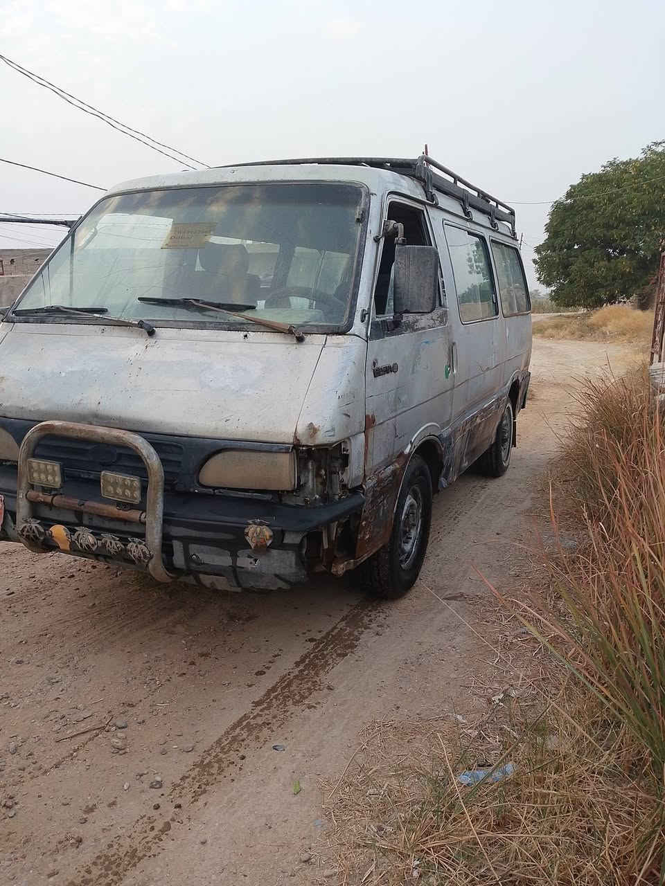 السلام عليكم
كيا بسته موديل ٩٥ رقم احمر محرك بي خيط بخار بس قطره مايصرف گير اكسل سلف داينمو بم نوزل كله خير من الله باتري جديد بس داخلها يرادله ترتيب هيئه ومرور تأخذ مصفر
السياره ب اسمي تحويل ثاني يوم 
السياره معروضه ب١٧ وبيها مجال للشراي 
مكاني بغداد ابو غريب


**إذا كنت صاحب هذا الإعلان وتريد حذفه لأي سبب، رجاءا أرسل رسالة إلى الدعم الفني**