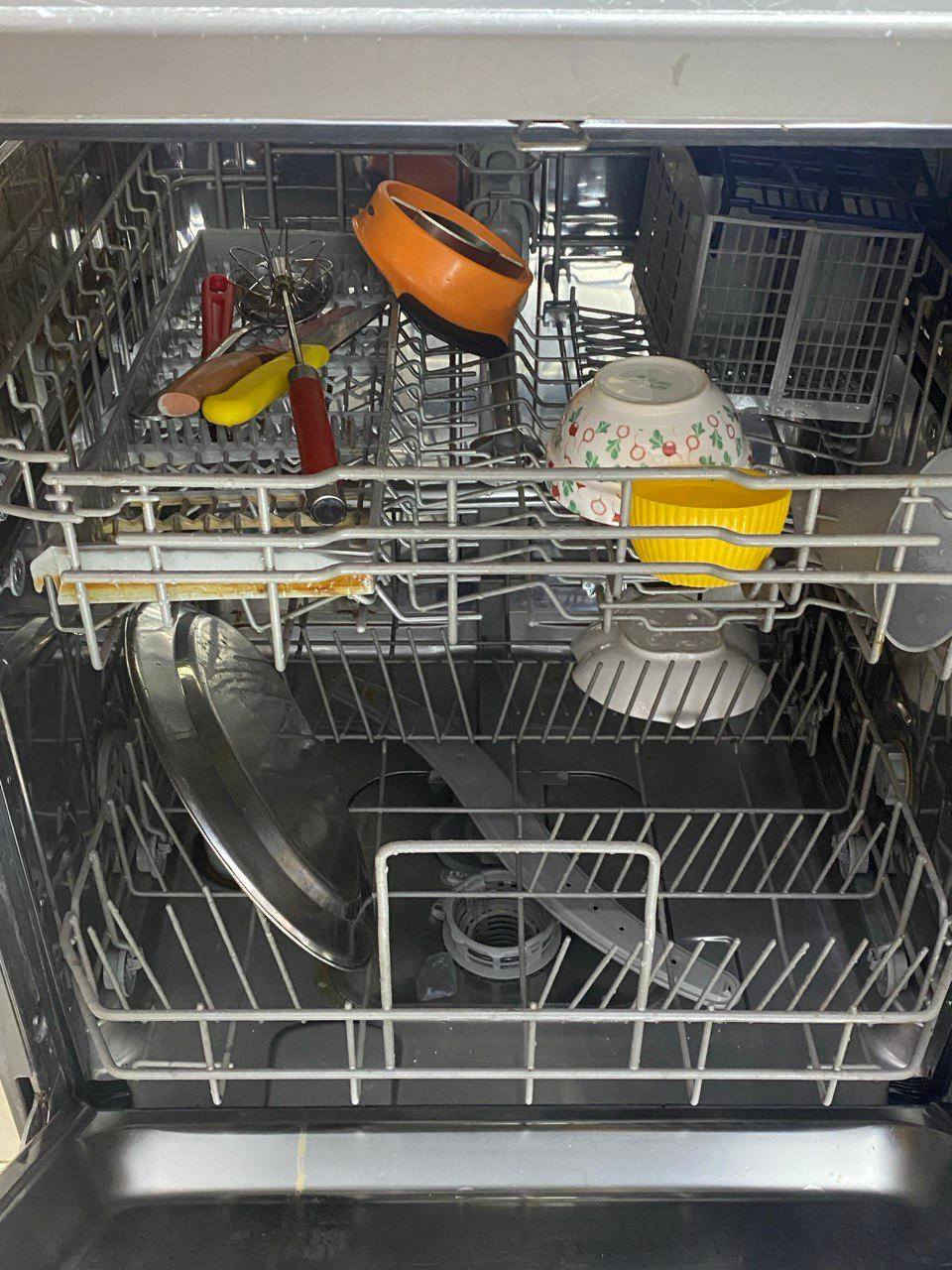 السلام عليكم غسالة صحون للبيع استعمال قليل السعر 250وبيهه مجال عنوان بغداد الحرية ثانية


**إذا كنت صاحب هذا الإعلان وتريد حذفه لأي سبب، رجاءا أرسل رسالة إلى الدعم الفني**