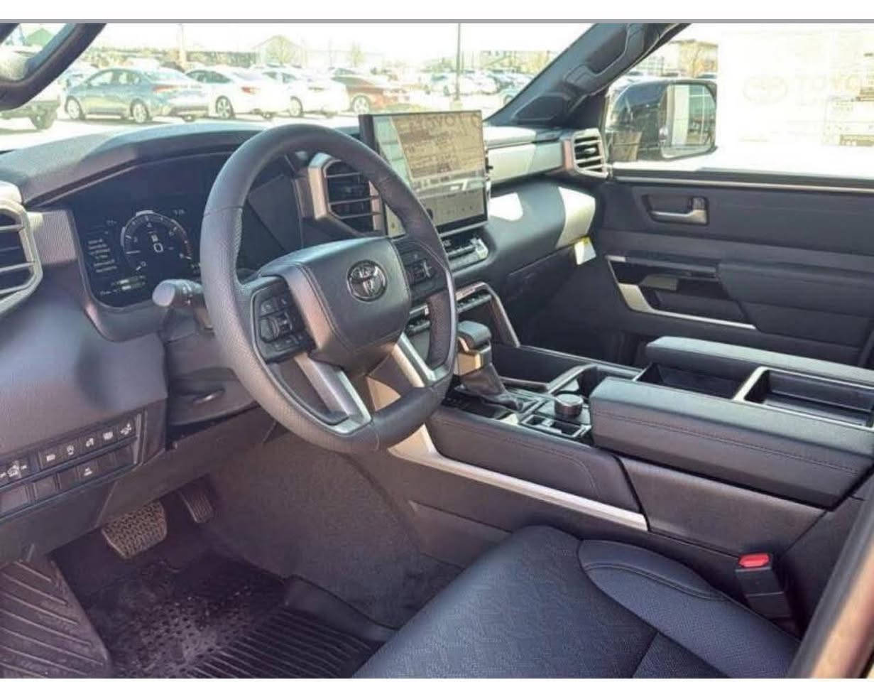 تويوتا تندرا هايبرد بلاتينيوم موديل 2023
ماشية 80 كم
محرك 6 سلندر توين تيربو 437 حصان 
بصمة تشغيل 
كشنات جلد 
بانوراما 
شاشة كبيرة كار بلي واندرويد 
دفع رباعي 
باب خلفي كهربائي 
رادار
صور الحادث مرفقة بالمنشور 
رقم بغداد شرط التحويل 
مكان السيارة بغداد حي المعلمين الامين
رقم تلفون صاحب السيارة 
*********** 
#تويوتا #تندرا
