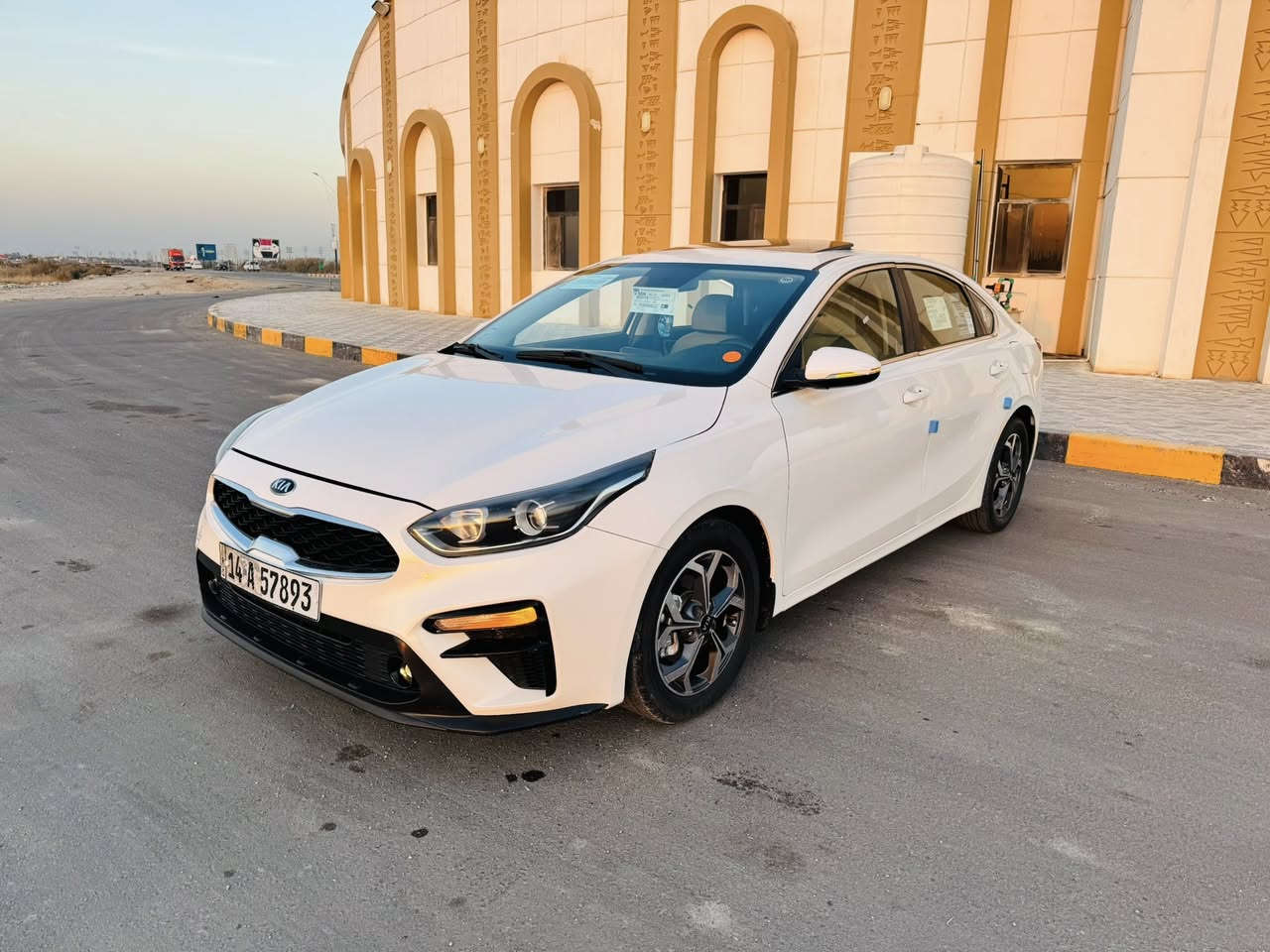 اللهم صلي على محمد وآل محمد 🧿
كيا سراتو موديل 2019 خليجي 

ماشيه 100 k حقيقي 

مكفوله من الصبغ وضربه بيها تبديل بابين  اصليات نفس اللون وبهيا باردات بسيطه 

محرك 1600 دوش شرط مامفتوح بلاد مكفول من تبخير صوت وبخار

فول عدا البصمه 

فتحه بل قماره

تحكم جهتين

دواخل لونين بيجي 

اشاره بل مرايه حساسات رادار

حداديه وكير ومكينه وتبريد تدفئه مكفولات شرط

مكاني ناصريه مركز 

السعر 125

الاتصال ***********
