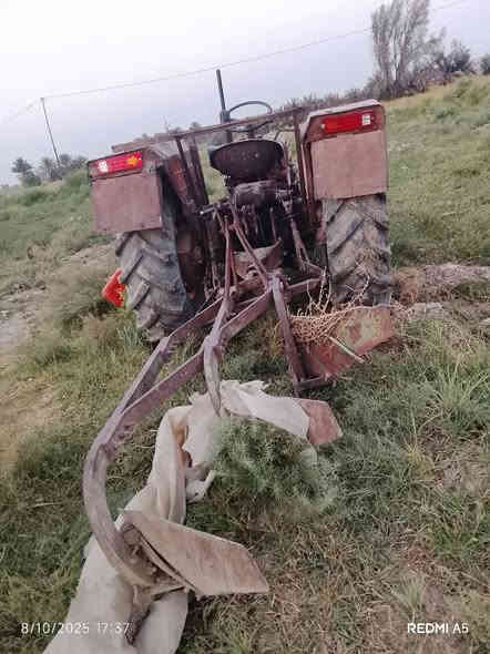 سلام عليكم عنتر لبيع موديل 88 جاهزه مكينه جديده مكينه خير من الله
وراها فدان مكاني ناصريه شطره الرقم ***********
