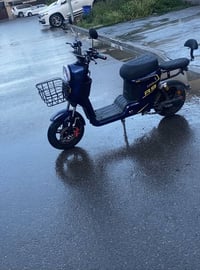 دراجه شحن r9 للبيع السعر ٢٥٠ الف للاستفسار خاص وبيه مجال حك الجيه…. ال...