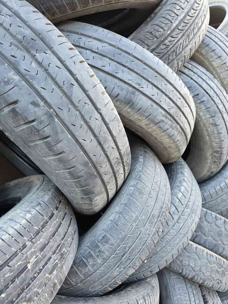 تايرات مستعمل مال فتح قياسات ١٢/١٣/١٤/١٥/ جملة عنوان كركوك فلكه اخوان مجمع تايرات ***********
