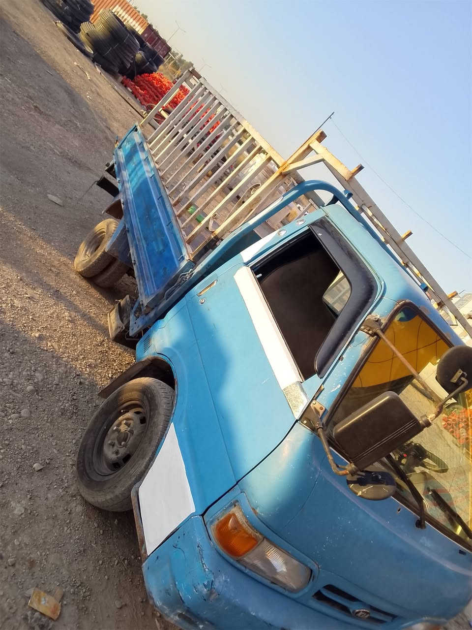 موديل 93سعر 40وبيه مجال الشراي سنويه ل31 بسمي رقم كركوك مكاني كركوك *********** محرك بي بخار
