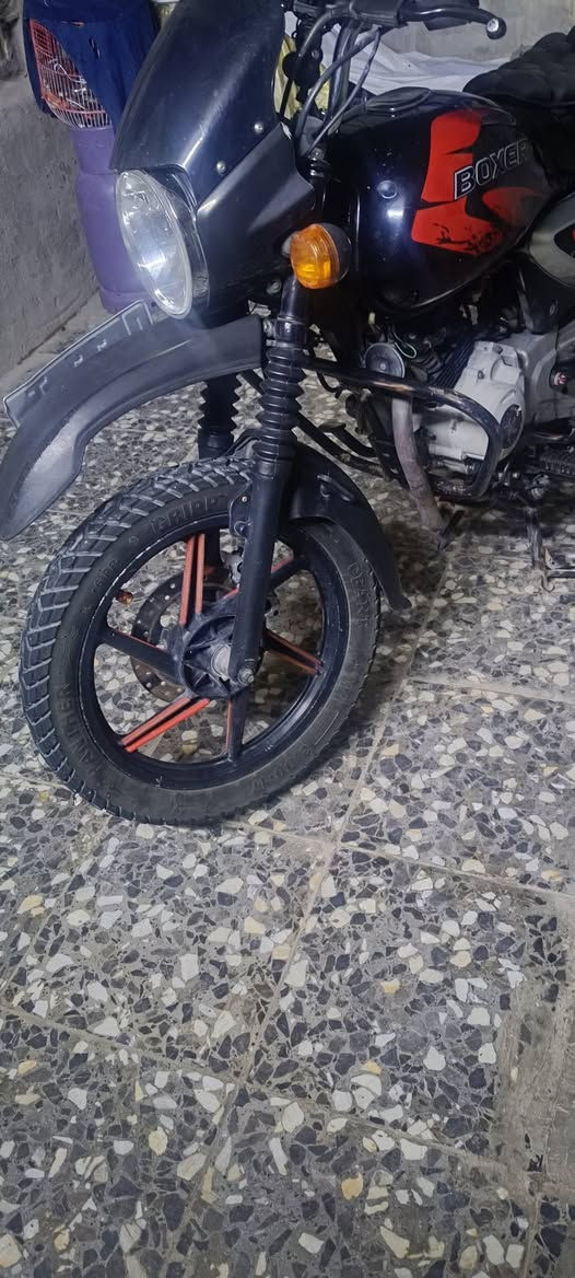 من رخصت مدير لكروب بوكسر موديل 23رقم بغداد تحويل ثاني يوم السعر1750وبيه مجال حق لجيه العنون المشتل ***********
