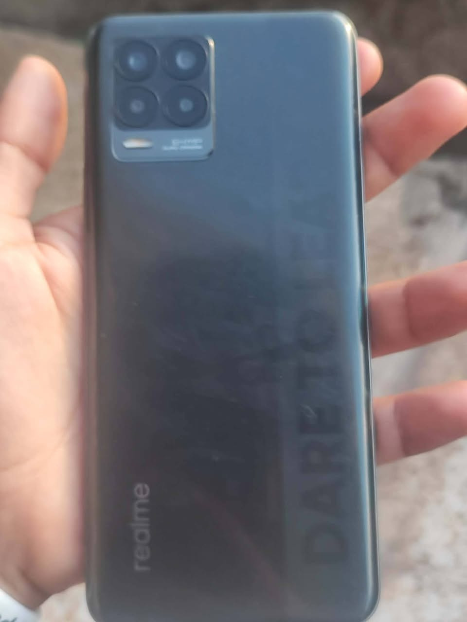 السلام عليكم​📱 للبيع ريلمي 8 (Realme 8)
الجهاز غني عن التعريف نحيف وخفيف وأداؤه ممتاز جداً بالألعاب والاستخدام اليومي
​💡 أهم المواصفات والمميزات
​الذاكرة والرام: الذاكرة 128 جيجا مع 8 جيجا رام (أعلى نسخة بالجهاز سريع جداً وبدون تعليك).
​الشاشة: Super AMOLED ألوانها خرافية وسلسة جداً تحت الشمس.
​المعالج: Helio G95 (قوي وممتاز جداً، خصوصاً للـ PUBG والألعاب).
​الكاميرا الخلفية: رباعية الأساسية 64 ميجابكسل وتصوّر فيديو بدقة 4K.
​الكاميرا الأمامية: 16 مكابكسل سيلفي واضحة جداً.
​البطارية: ضخمة 5000 مللي أمبير تطول معك اليوم كله.
​الشحن: سريع جداً 30 واط (يشحن الموبايل كامل بساعة تقريباً).
​الميزات: يشغل شريحتين وبطاقة ذاكرة معاً بنفس الوقت.
​⚠️ حالة الجهاز بكل أمانة:
​الجهاز مبدل فقط شاشة أصلية 100% (وتدعم البصمة تحت الشاشة وشغالة سريعة وبشكل طبيعي).
​📌 تفاصيل البيع
​السعر 75 ألف قفل (غير قابل للتفاوض).
​الموقع: نينوى - مشيرفة الثانية.
​تحياتي للجميع 🩵.


**إذا كنت صاحب هذا الإعلان وتريد حذفه لأي سبب، رجاءا أرسل رسالة إلى الدعم الفني**