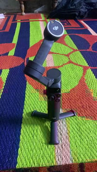 كاميرا • للبيع • معلومات قليلة