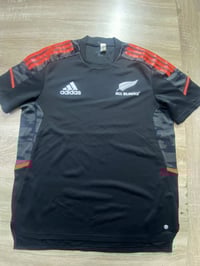 ملابس • قياسات أسفل الصور