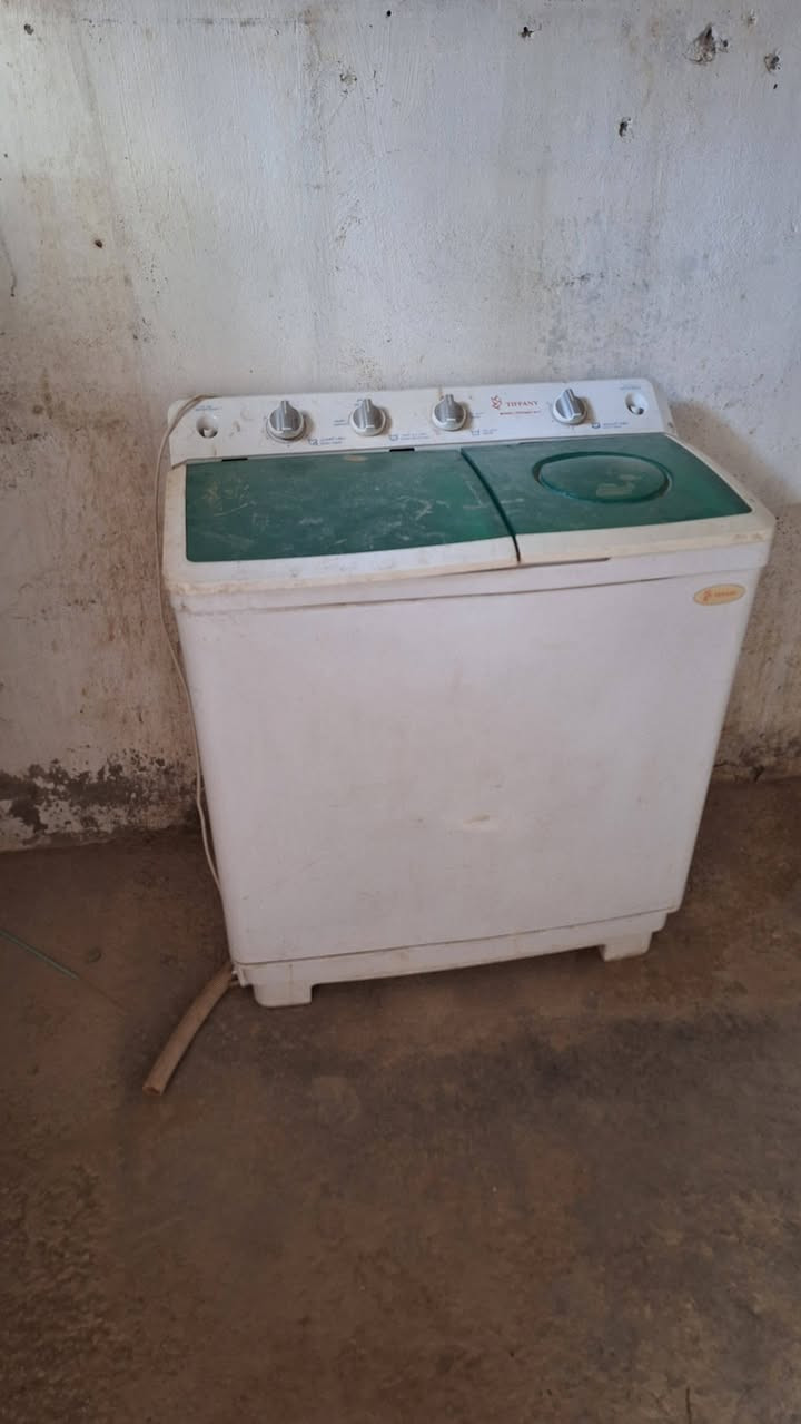 غراض انضاف للبيع كلشي وسعره ***********
