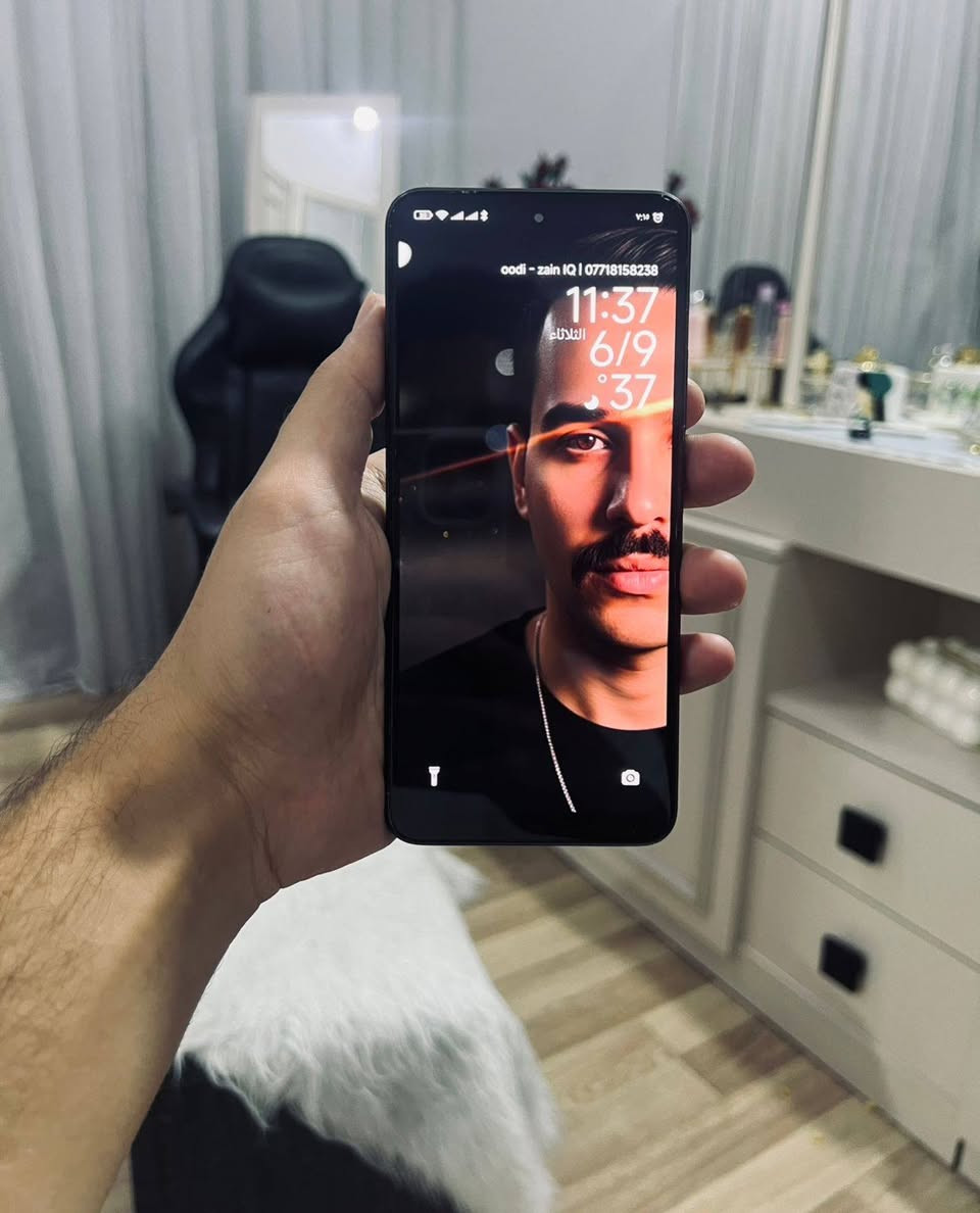 السلام عليكم شباب، للبيع Redmi Note 12 5G
المعالج: Snapdragon 
شاشة خرافية AMOLED بتردد 120Hz
البطارية: ضخمة بسعة 5,000 mAh 
الجهاز نظيف جداً وأخو الجديد
سعر على الخاص 
العنوان بغداد الشعب
***********
