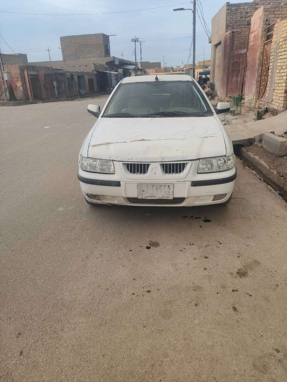 السلام عليكم
سياره سمند موديل 10 للبيع سيارة محركها مستحق تبريد ثلج صدر تايرات جديد لوك تبريد شغال رقم ذي قار ***********
