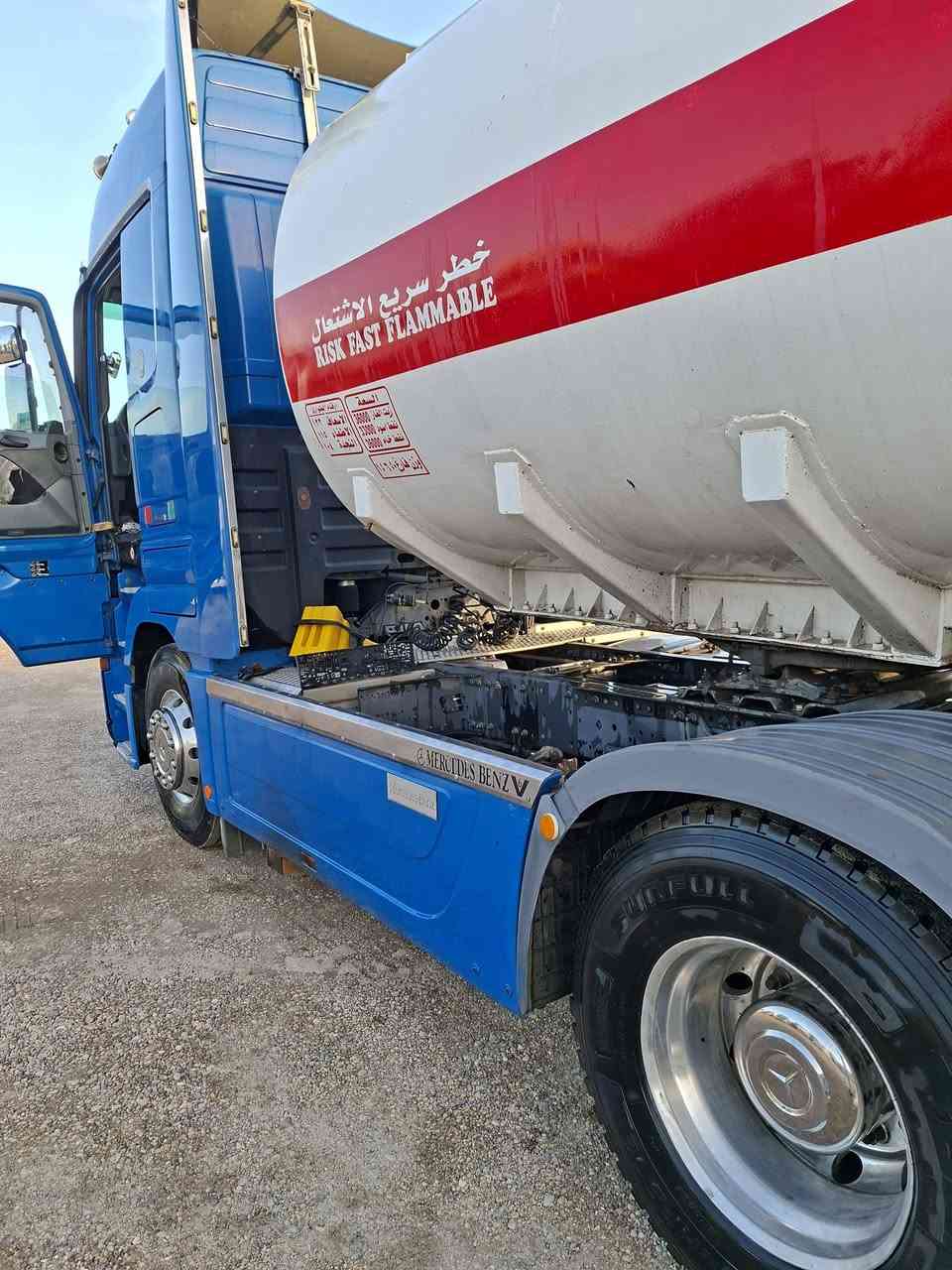 مرسيدس اكتروس موديل 2006 رقم دهوك الحجم 1844 سياره روتايجر صاروخ سياره كفاله تانك 2016 موصل العنوان الانبار الرمادي رقم الهاتف*********** طونات جي بي اس كامله السياره
