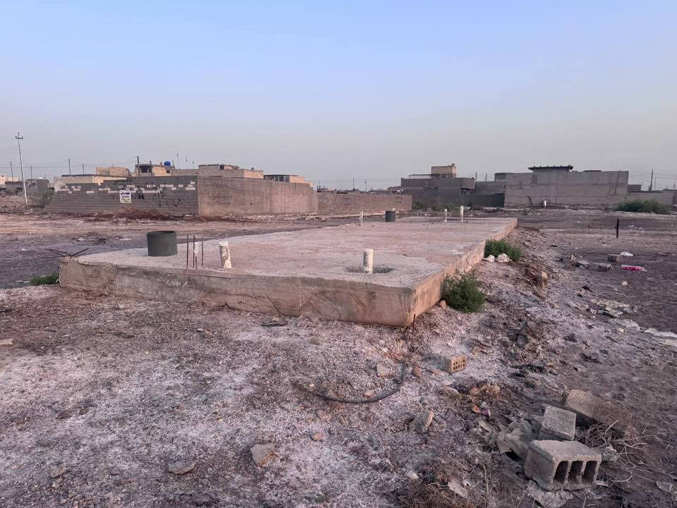 السلام عليكم 
قطعه ارض للبيع المساحه 100 متر واجهه 5 نزال 20 
زراعي سند 25 قرار محكمه 
العنوان حي دجله خلف بانزين خانه حي النصر  قرب ابو مرتضى الدلال 
السعر : 18 مليون 
الاستفسار اكثر الاتصال على الرقم : ***********
