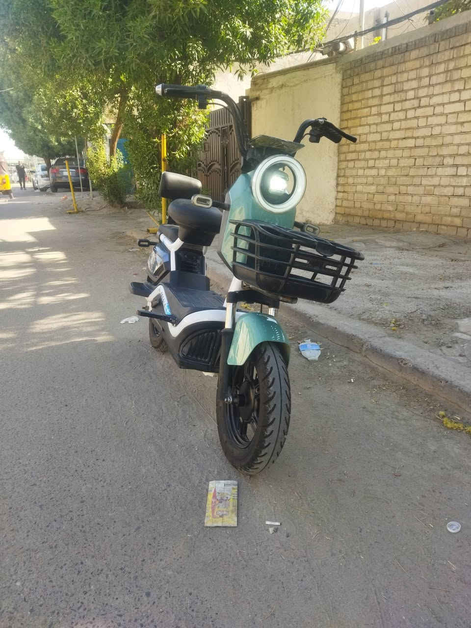 السلام عليكم
دراجه شحن نوع الماسه كلاسك 
مديل 25 
بصمه وسويج وشاحنه اصليه 
درجة نضيفه وكامله كل نقص مابيه 
بغداد الامين الثانية 
السعر 250 
***********
