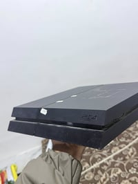 پلي 4 للبيع  كامل هوا وملحاقته 07740906487