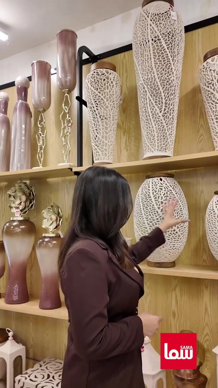 قطع ديكور ليست مجرد تفاصيل بل هي روح المكان✨تشكيلة بتصاميم  ناعمة تضيف الفخامة والبساطة على زوايا منزلك

متوفرة الآن في Sama Mall - سما مول📍
و خدمة الطلب أونلاين متوفرة لراحتكم 🚚
للحجز و الاستفسار يرجى مراسلة الصفحة 📩

📍 زورونا في فروع سما مول⬇️ 
📍  سما 1 - كرادة خارج
📍 سما 2 -كرادة داخل-دايموند مول - ط3
📍 سما 3 -زيونة-مول دريم سيتي-ط الارضي
📍  سما 4 -كربلاء - مول الحارث-ط3
📍  سما 5 -العامرية-شارع العمل الشعبي
📍  سما 6 - الرمادي - شارع المستودع
#سما_مول
#فازات
#تصميم
#ديكور


**إذا كنت صاحب هذا الإعلان وتريد حذفه لأي سبب، رجاءا أرسل رسالة إلى الدعم الفني**
