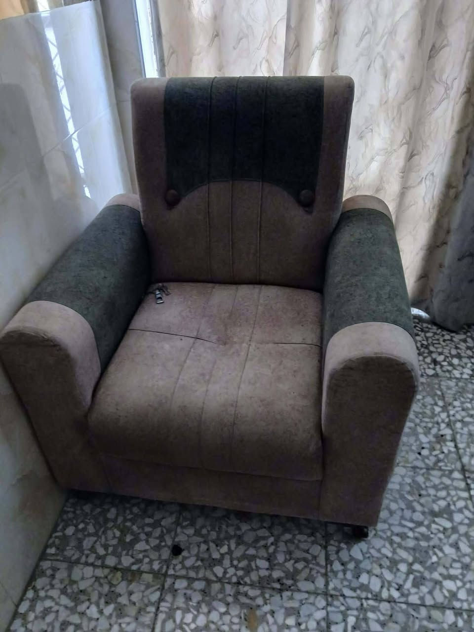 للبيع بسعر مناسب


**إذا كنت صاحب هذا الإعلان وتريد حذفه لأي سبب، رجاءا أرسل رسالة إلى الدعم الفني**