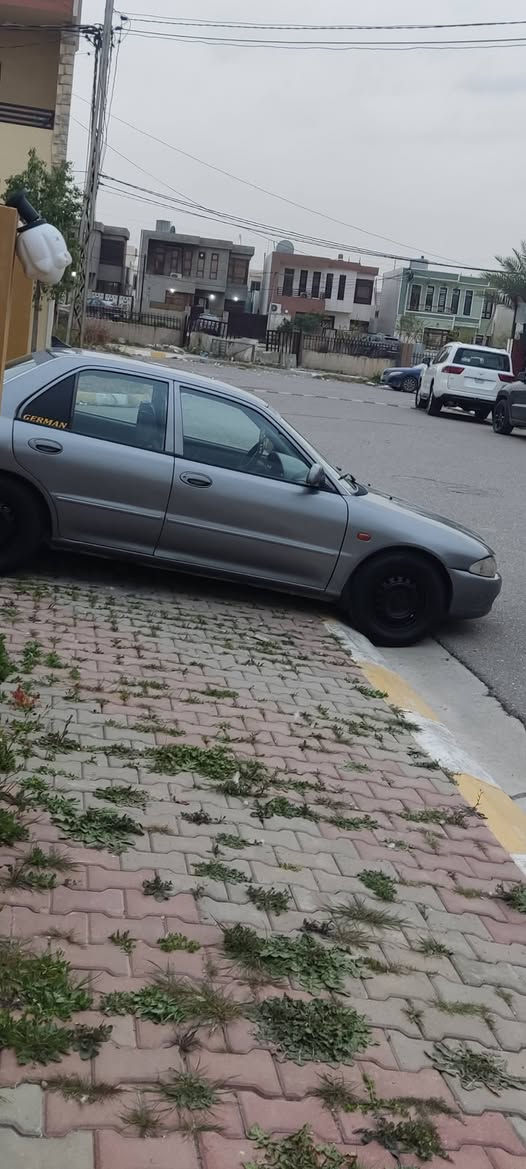 السلام عليكم بروتون 2002 سنويه جديد السياره بسمي بي دفتر بانزين سياره جديد من كول التفاصيل بدون اي نقص كير محرك شرط تبريد  سياره تايرات جديد صدر امامي خلفي جديد مبدل داخل السياره كله جديد سياره صبخ جماليه فقط سعر51 بي مجال رقم الهاتف ***********
