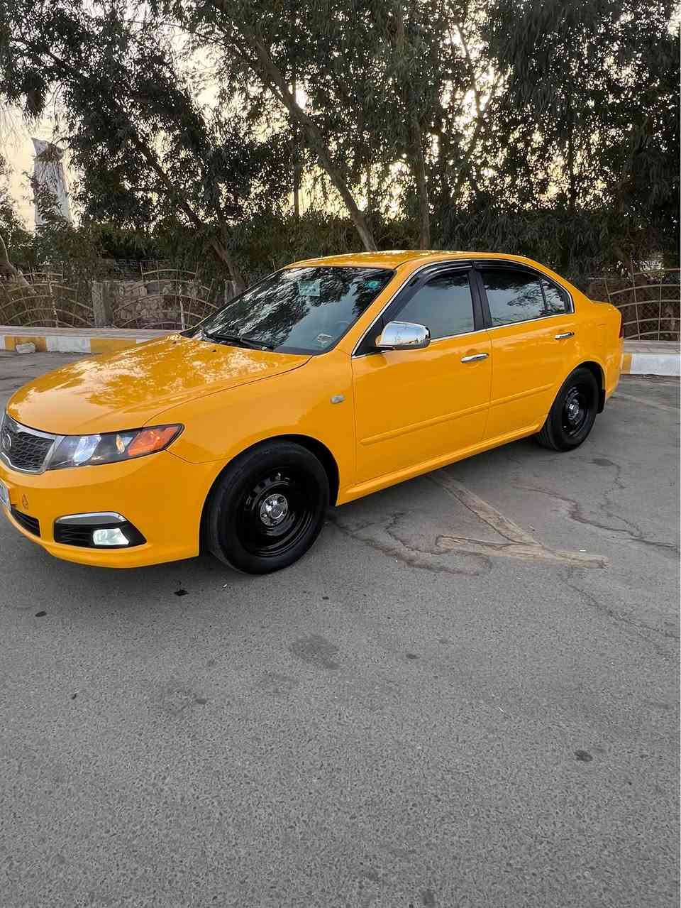 سلام عليكم اوبتيمه مديل 9 خليجي تبديل جاملق فقط لباقي مكفول رقم قادسيه نكليزي بسمي تحول ثاني يوم مكينه كير حداده تبريد تخم تاير سياره جاهزه من جميع انواحي عنوان ناصريه المركز اسعر 100 وبيه مجال بصيط رقم الموبايل *********** ناصرية, ذي قار
