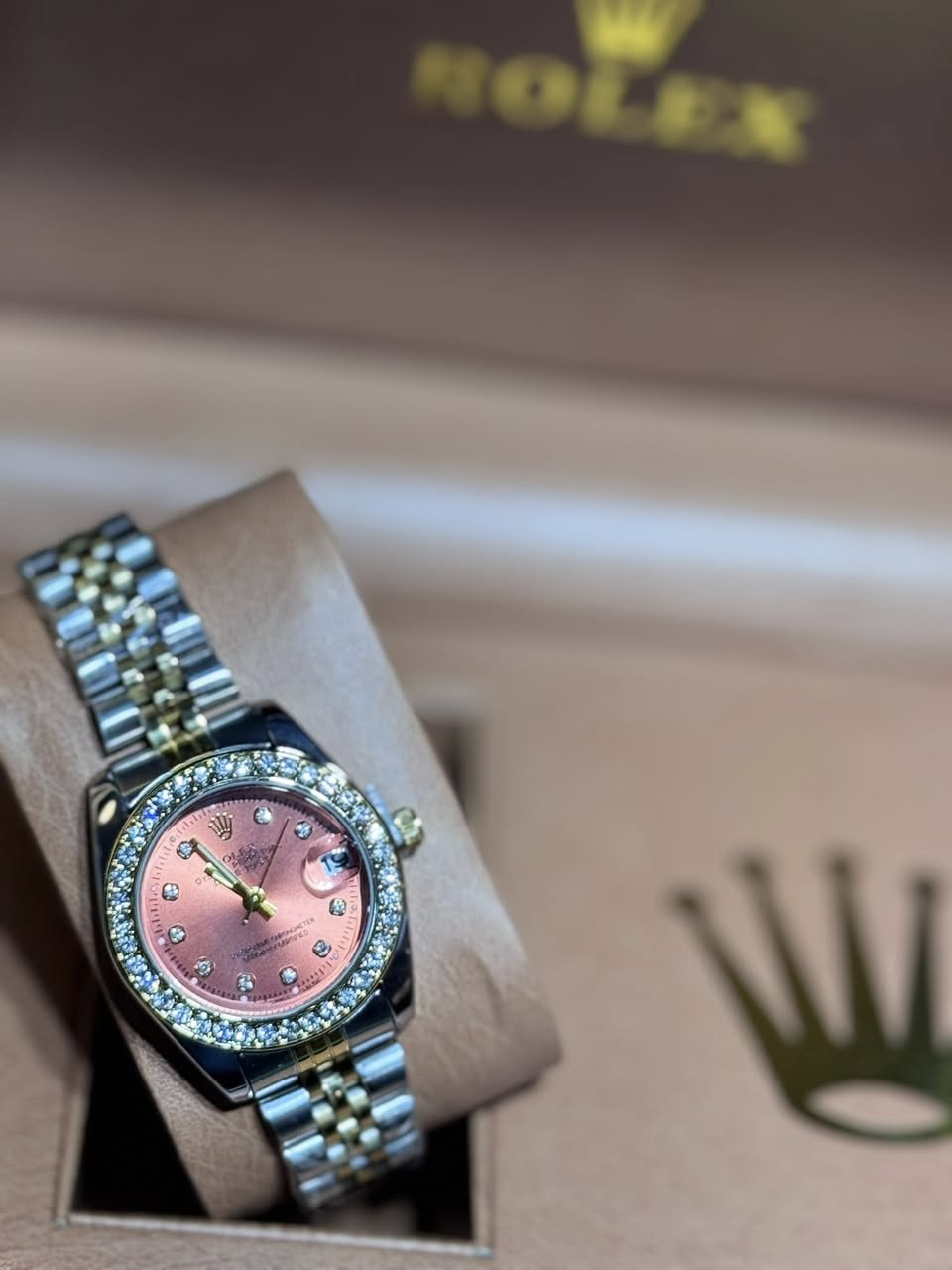 #ساعة_نسائي

✅طلاء ثابت
✅مكينة أصلية
✅ضد الماء 100‎%‎
✅مناشئ عالمية

✳️للحجز والاستفسار
الاتصال على الرقم الاتي
☎️📲***********

او مراسلة حسابات المحل
يتوفر خدمة توصيل🛵

#هدايا #عرض_خاص #موصل #اكسبلور
