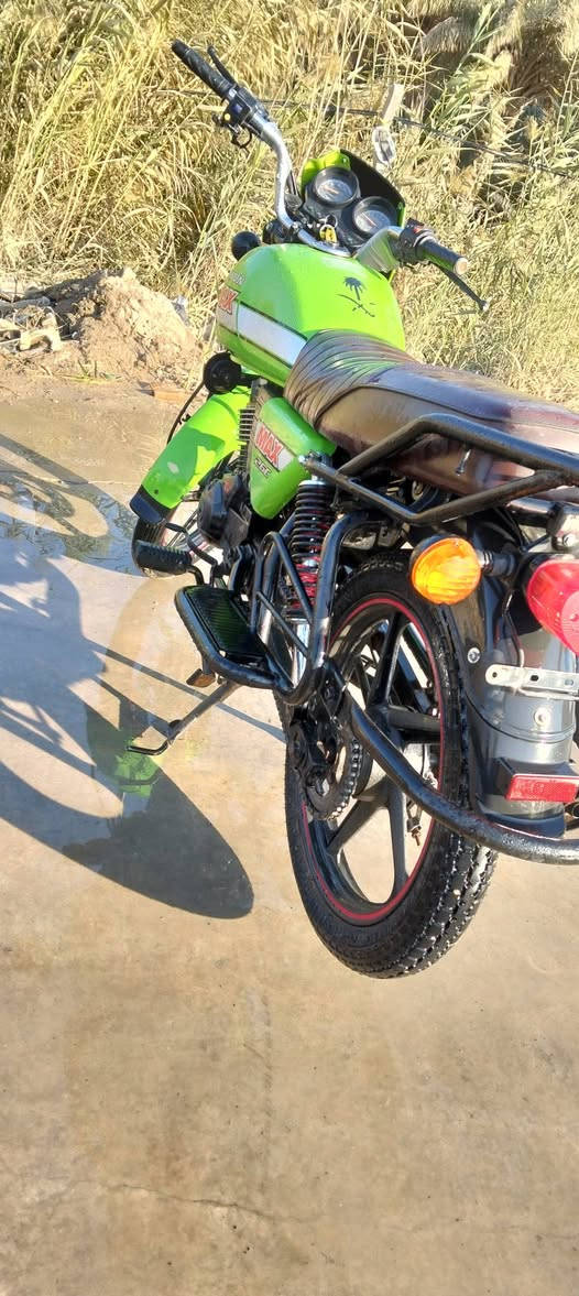 دراجه ديوان نفخ كلك كلك للبيع موديل 24 كفاله عامه محرك 200 لون تفاحي مميز تايرات جدد محرك جديدرايدها 1000 وبيها مجال مكان ديوانيه دغاره للتصال ***********
