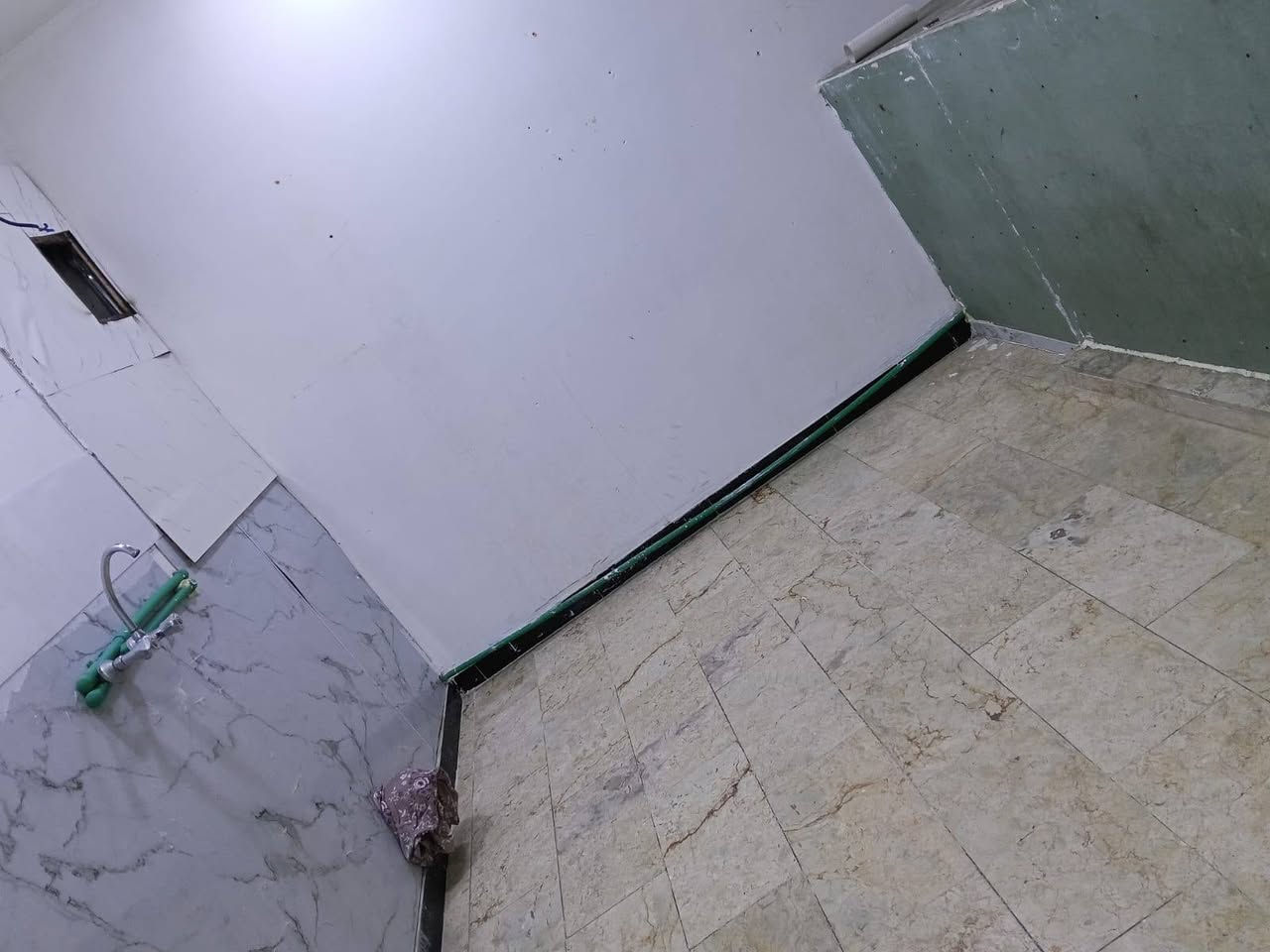 مشتمل طابق ثاني للايجار نظيف جدا في منطقه المعالف قرب مركز النبأ الاستفسار ع:***********
