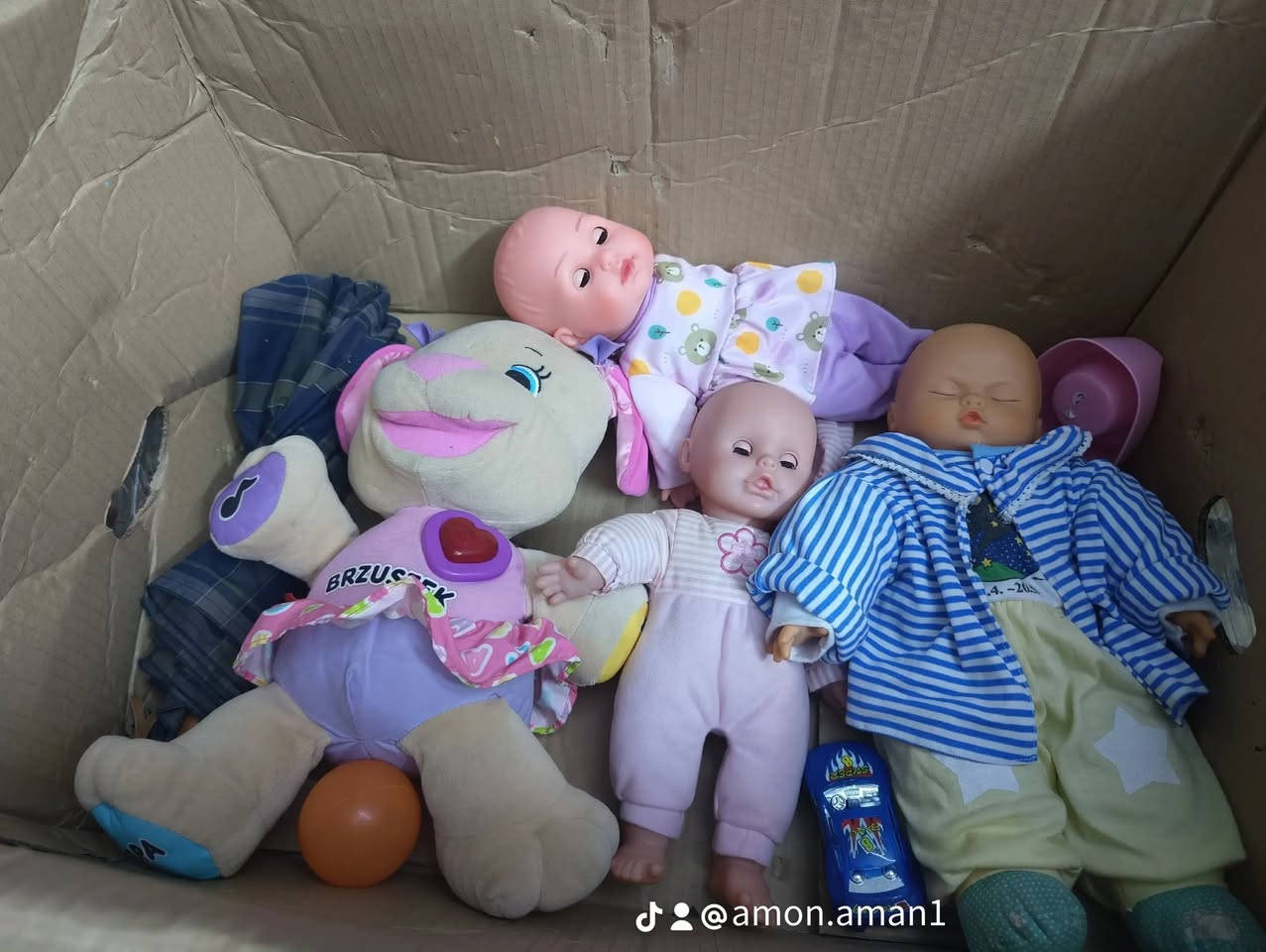 كارتونه العاب منوعه مشكله سعرها 65 مع التوصيل للعلم الشركه تاخذ عليها 8 توصيل لان جبيرة


**إذا كنت صاحب هذا الإعلان وتريد حذفه لأي سبب، رجاءا أرسل رسالة إلى الدعم الفني**