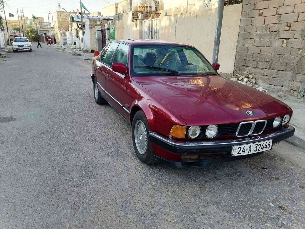 BM للبيع
موديل 93  مصبوغه جمالي بيها فقط ضربه كد شبر
مكينه 3000 مكينه وكير خير من الله
  رقمها انكليزي  شرط تحويل
سعرها 40 
الاستفسار أكثر أتصال ب صاحب سياره ***********
( ملاحظة انا مكلف بلنشر )

