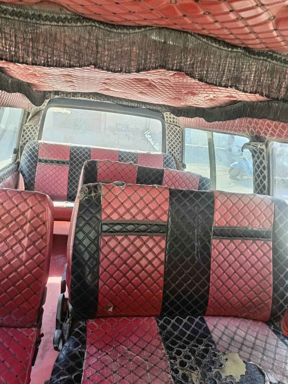 السلام وعليكم كيه بسته موديل 94سنويه ساقطه  مكينه كير اكسل خير من الله اربع شواصي لا خياس ولا لحيم زركك
مشط بور باتي تخم تايم صدر خلفي امامي الله شاهد كله عل يدي سياره اي نقص مابيها  كبل لشارع  سعر((26))بيها مجال ((***********))
