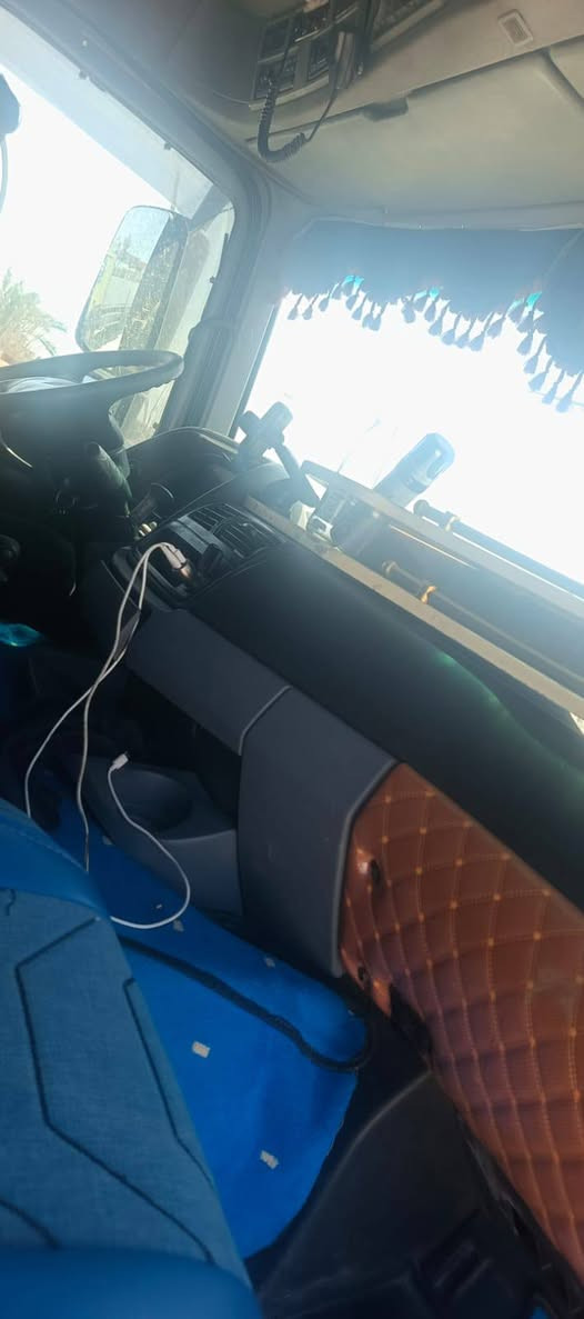 للبيع كرين بلوك جهاز 19مكفول بافنكر مكينه 46جهز للشغل ***********
